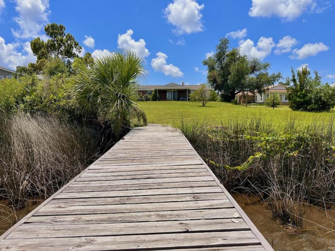 Nautical Nirvana-Waterfront Joys From Sunrise Paddles To Hot Tub Sunsets Villa Panama City Bagian luar foto